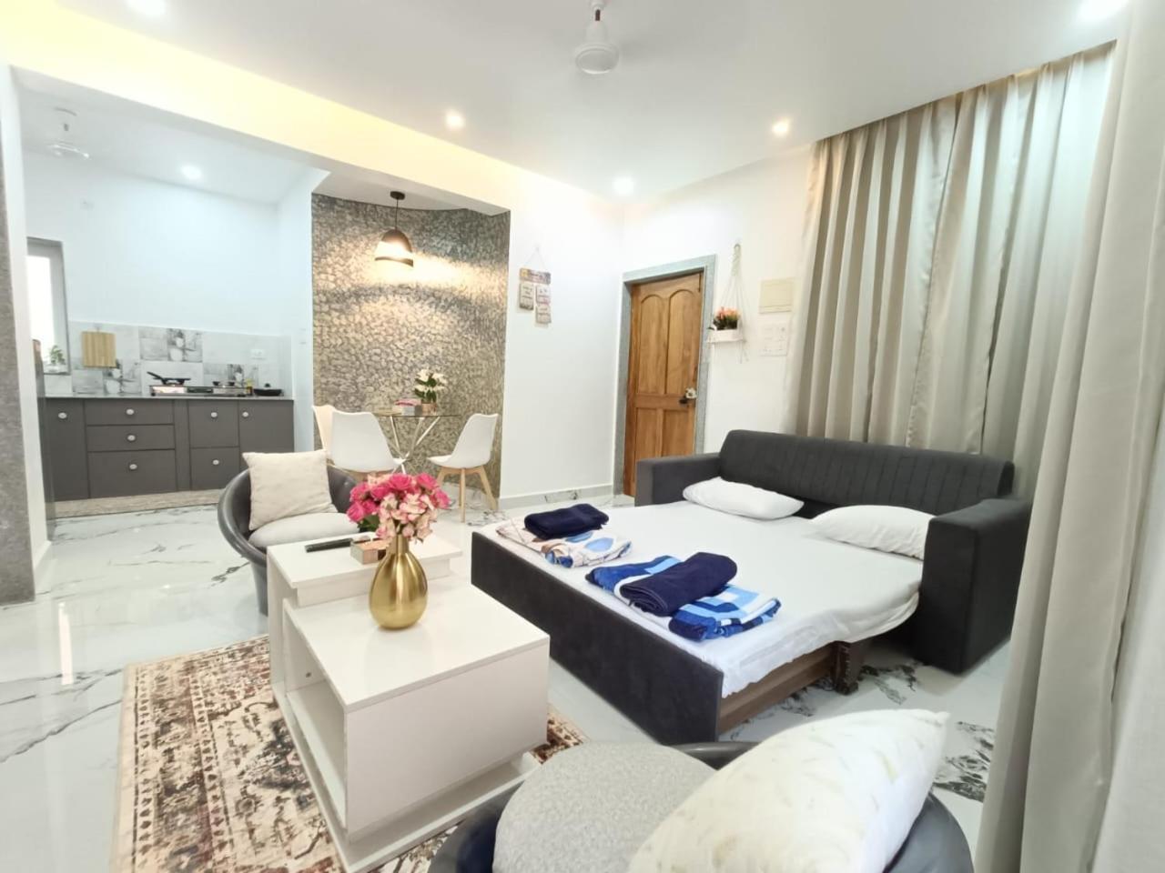 Saldanha Kyle Gardens Apartment Calangute Bilik gambar