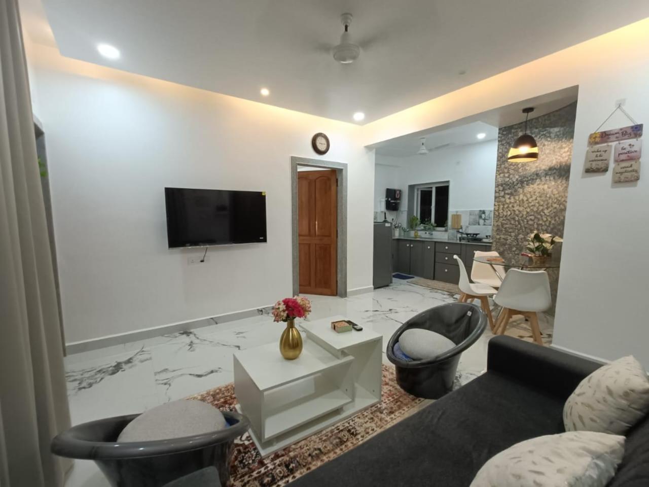 Saldanha Kyle Gardens Apartment Calangute Bilik gambar